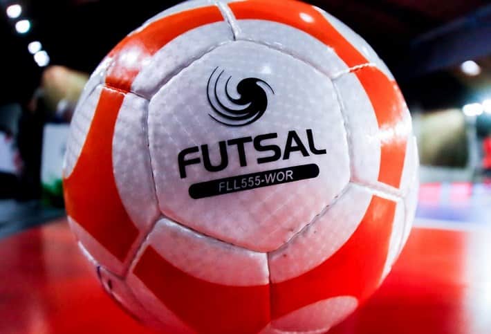 √ Futsal : Pengertian, Sejarahnya di Dunia
