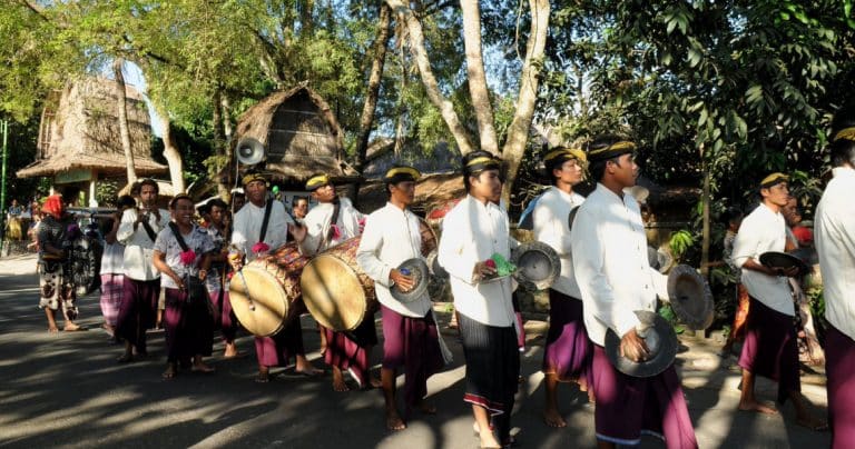 Suku Sasak Sejarah Dan Kebudayaannya