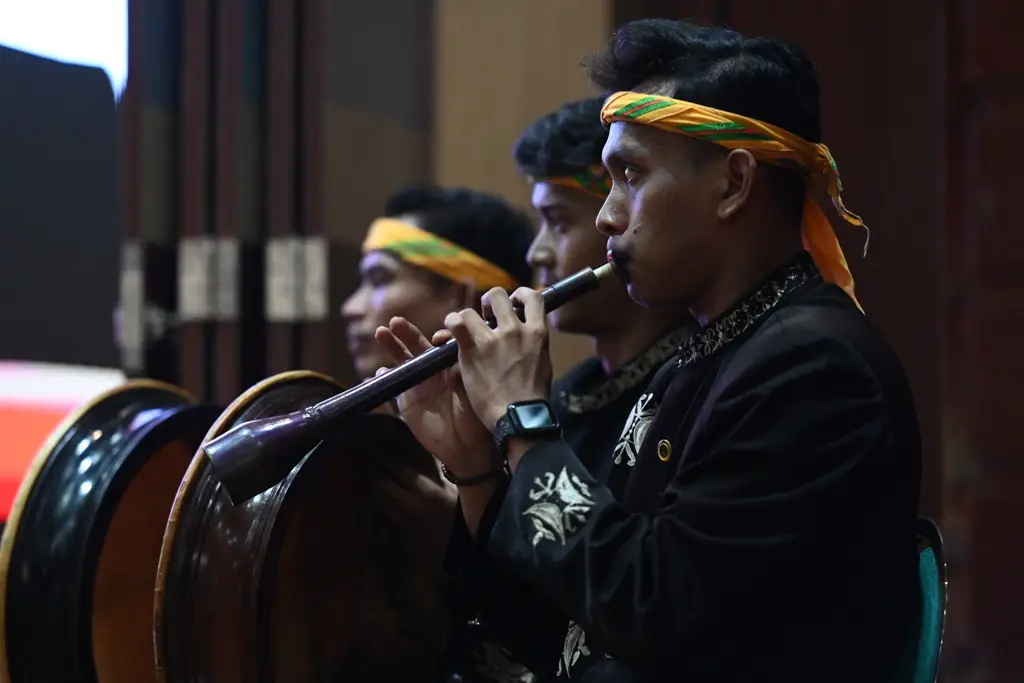 Alat Musik Tradisional Indonesia dan Cara Memainkan Serune Kalee yang Unik dari Tanah Aceh_11zon Alat Musik Tradisional Indonesia dan Cara Memainkan Serune Kalee yang Unik dari Tanah Aceh