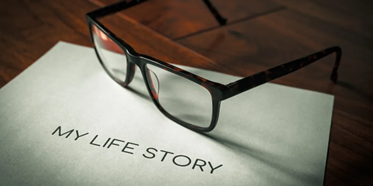 Autobiografi: Cermin Kehidupan yang Ditulis oleh Diri Sendiri