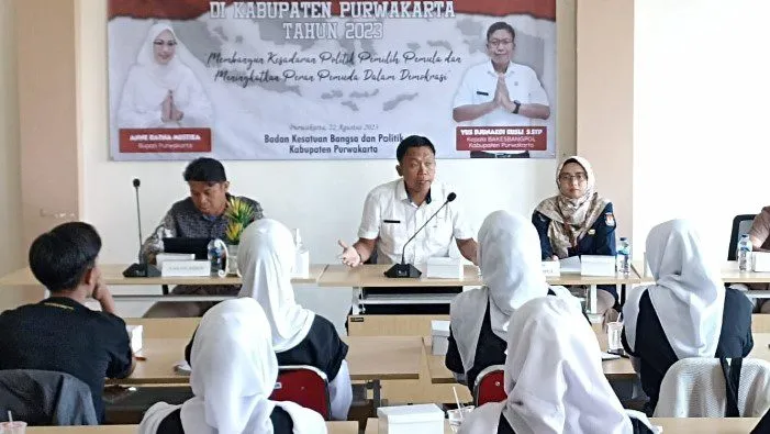 Sosialisasi Politik Sosialisasi Politik