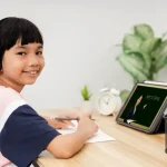 Tren Pendidikan 2025 di Indonesia Teknologi AI Kurikulum Baru dan Transformasi Digital Sekolah