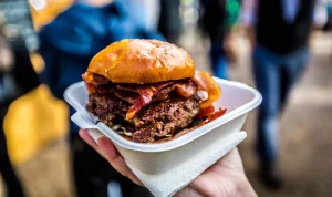 Bisnis Street Food Modern yang Terus Melejit di Kota Kota Besar_11zon Gelombang Elektromagnetik dan Rumusnya Semakin Relevan di Era Teknologi Modern