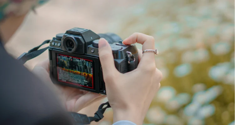 Fotografi Adalah Bahasa Cahaya, Seni Menangkap Waktu dalam Satu Bingkai