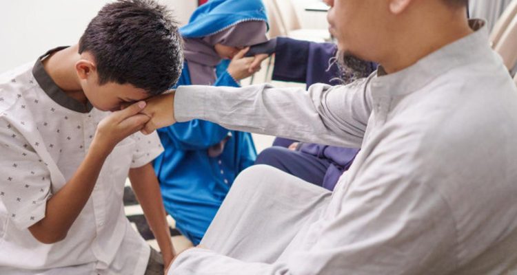 Cara Menghormati Orang Tua Dengan Sikap Yang Tulus Dan Tidak Sekadar Formalitas