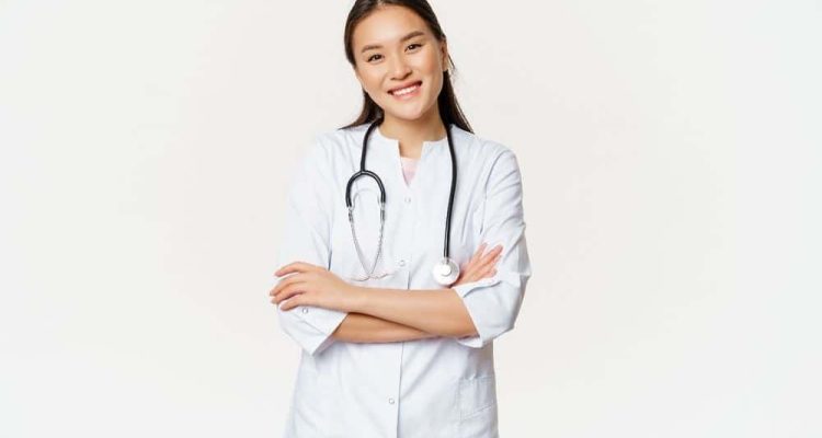 Apa Itu Koas, Fase Dokter Muda yang Jadi Ujian Nyata di Rumah Sakit