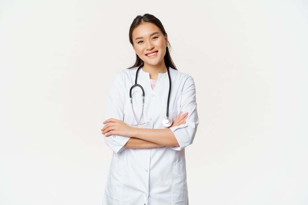 Apa Itu Koas, Fase Dokter Muda yang Jadi Ujian Nyata di Rumah Sakit